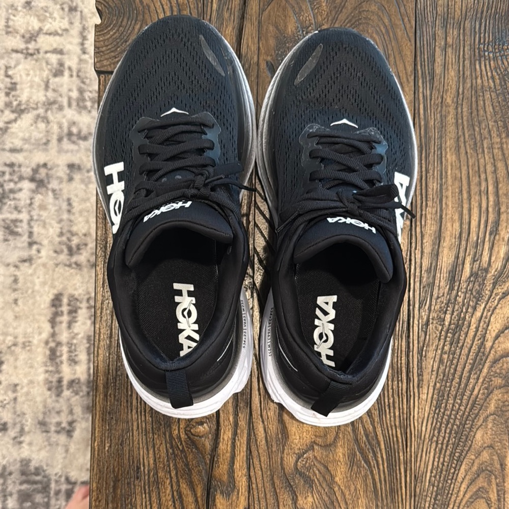 Women’s black and white Hoka. Bondi 8. Size 8.